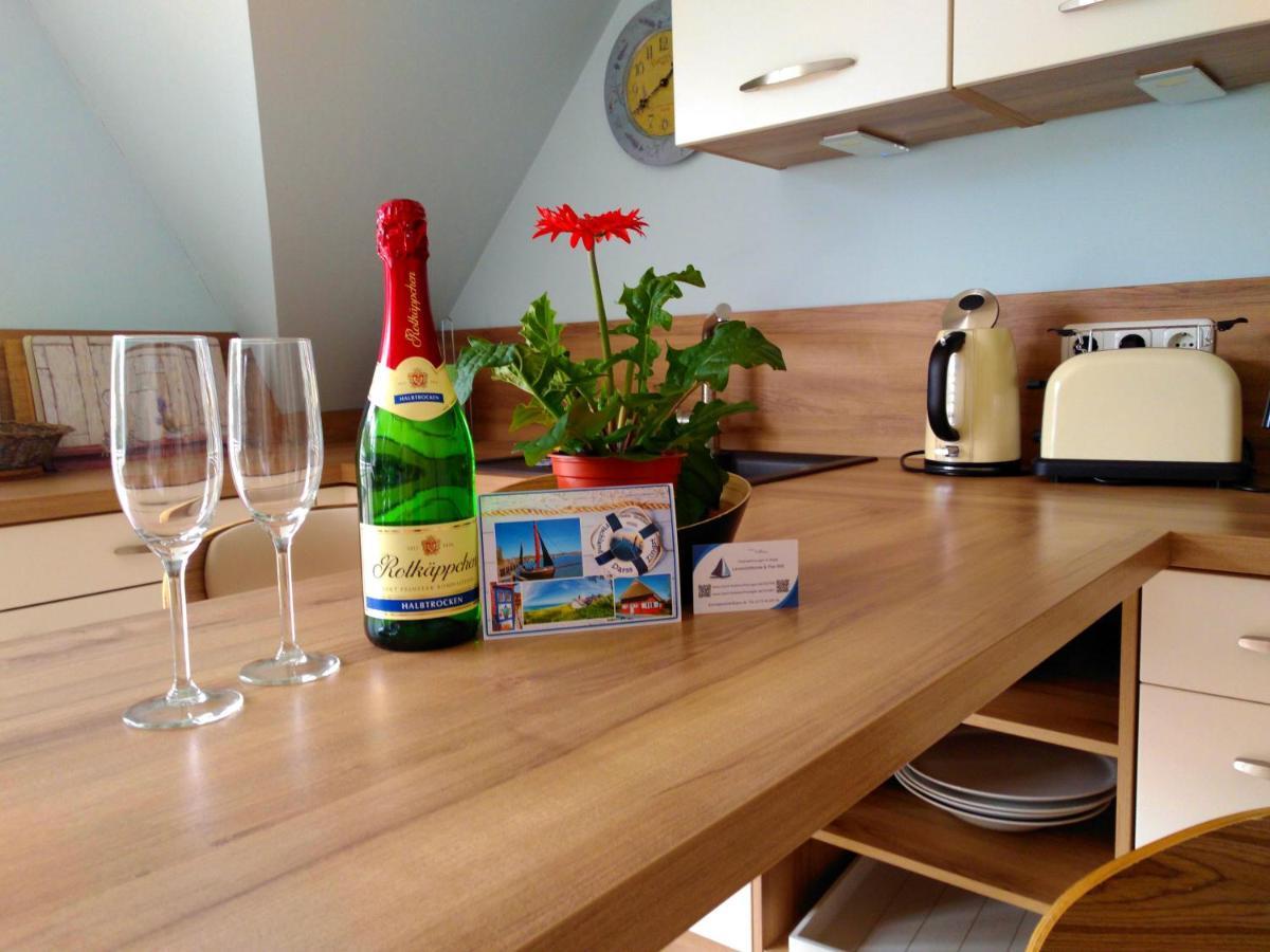 Lavendelblume - 4 Sterne Inklusive Eigene Bikebox Mit Strom - Waeschepaket - Power Wlan - Parkplatz # Bestpreisgarantie # Apartment Zingst