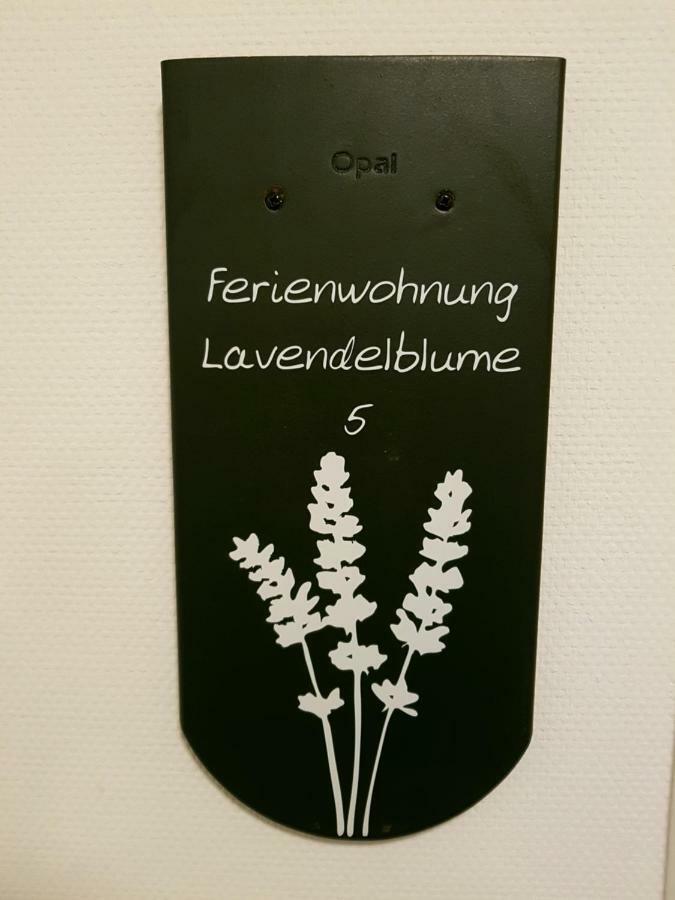 Lavendelblume - 4 Sterne Inklusive Eigene Bikebox Mit Strom - Waeschepaket - Power Wlan - Parkplatz # Bestpreisgarantie # Apartment